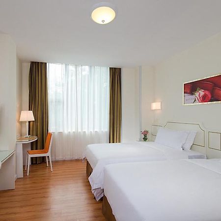 Vienna 3 Best Hotel Shenzhen Shazui Road Branch Exterior foto