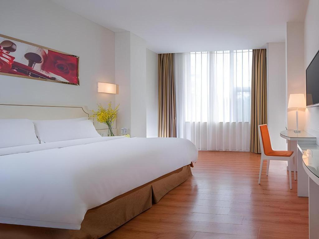 Vienna 3 Best Hotel Shenzhen Shazui Road Branch Exterior foto