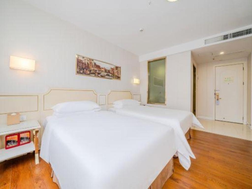 Vienna 3 Best Hotel Shenzhen Shazui Road Branch Exterior foto